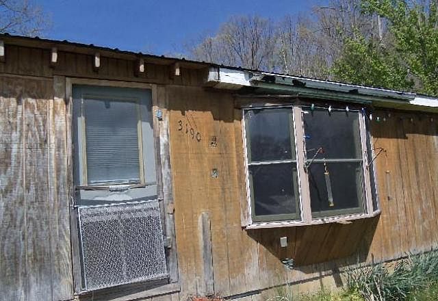2nd image of 3190 Green Valley Rd