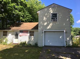 63 N Mission Rd, Wappingers Falls, NY 12590