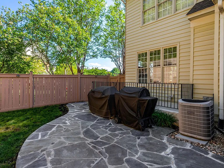 5231 Winter View Dr — Photo 90