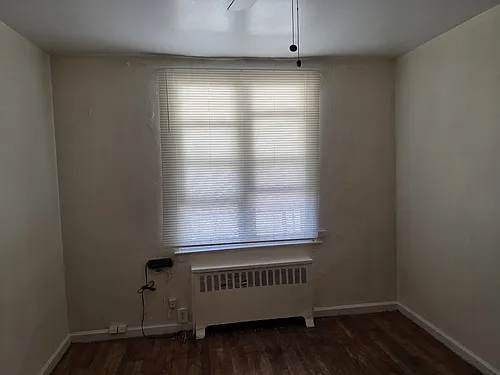 3229 Eastchester Rd Photo 1