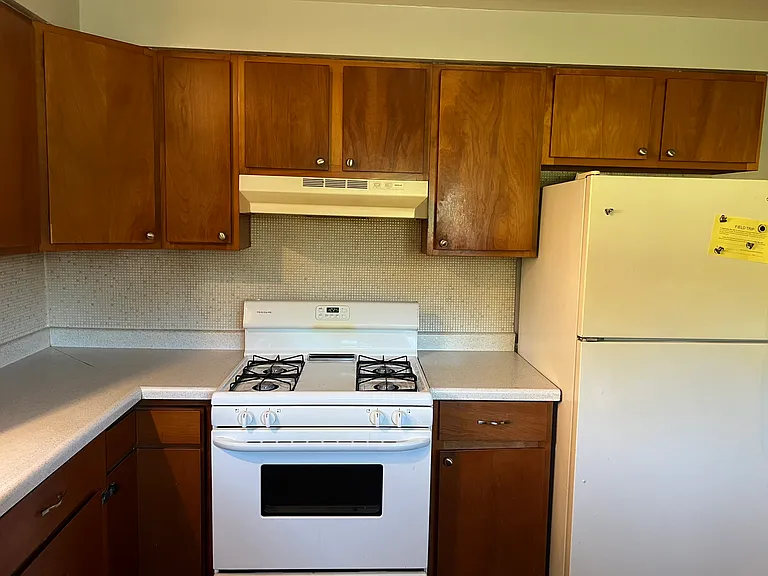 4805 Meadow Ln #B — Photo 3
