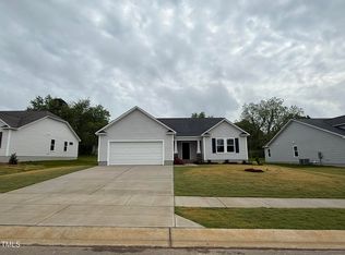 115 Oakfield Trace Dr, Four Oaks, NC 27524