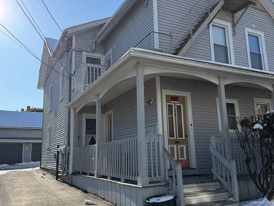 Building Photo 3
