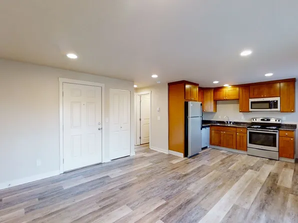 Sunset Court Apartments, 2301 S 74th St #14, Tacoma, WA 98409