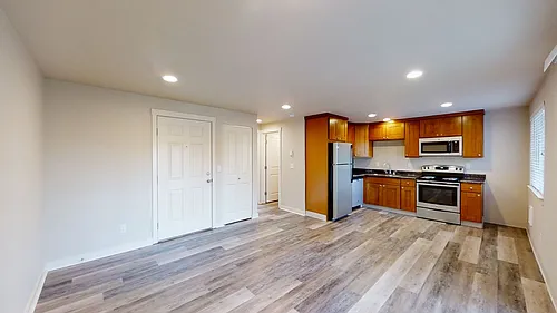 Sunset Court Apartments Photo 1