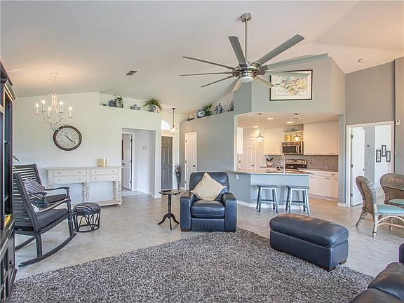 4th image of 206 Big Pine Ln