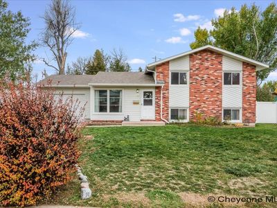 828 Cleveland Ave, Cheyenne, WY, 82001