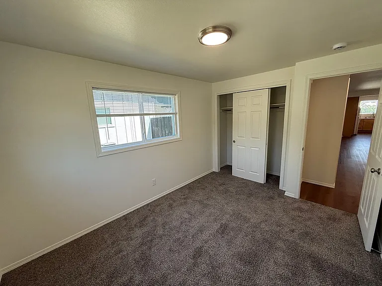 1505 NW Highland Dr — Photo 13
