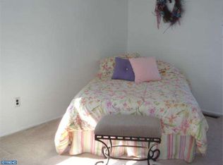 7 Plumstead Rd, Sewell, NJ 08080