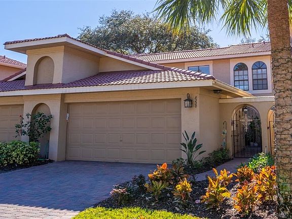 3rd image of 8220 Breeze Cove Ln