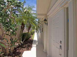 8235 Quito Pl, Wellington, FL 33414