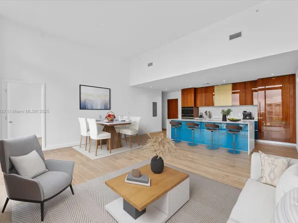 2678 Tigertail Ave #813, Miami, FL 33133