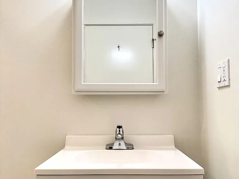 4326 Irving St #204 — Photo 13