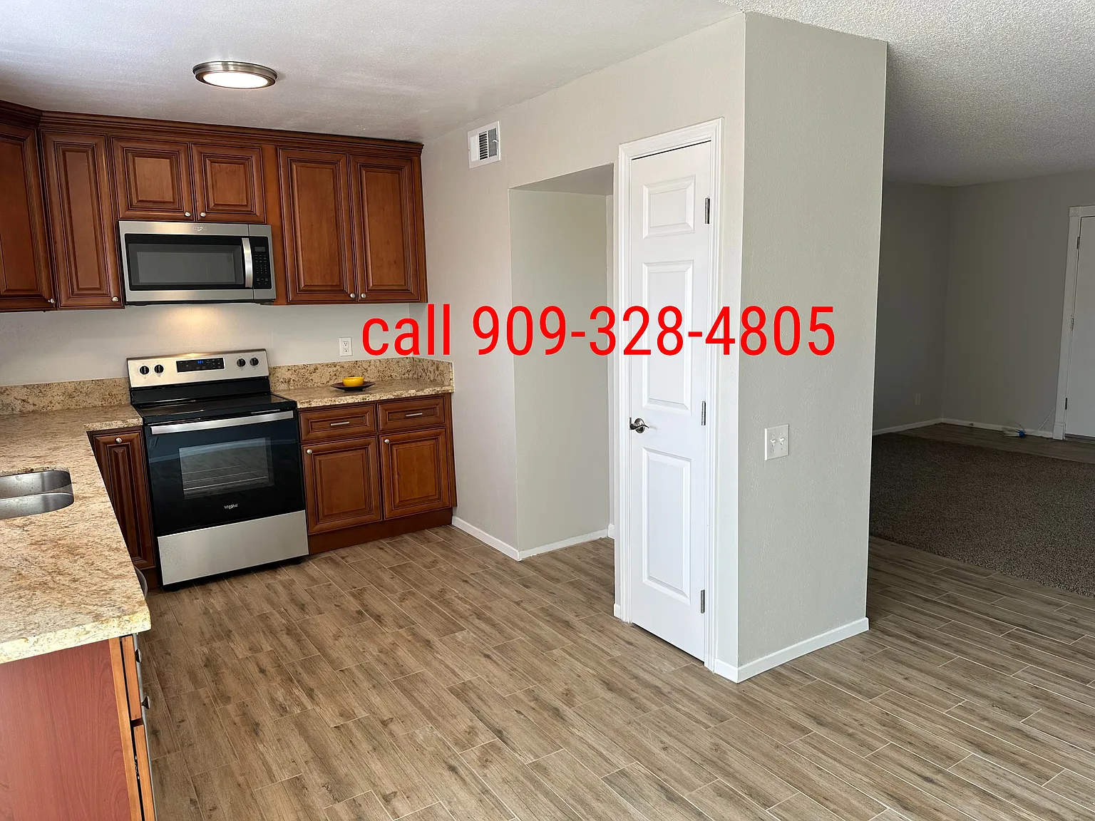 Great Rental for 2 bedroom and 1 bath In Highland. — Photo 1