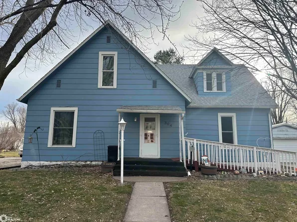 304 N Walnut St, New London, IA 52645