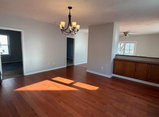 82 Norfolk St APT 1, Fall River, MA 02720