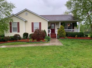 372 Autumn Dr, Taylorsville, KY 40071
