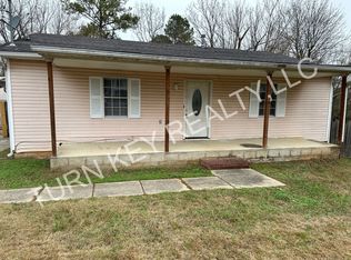 8076 Washington Ave, Leeds, AL 35094