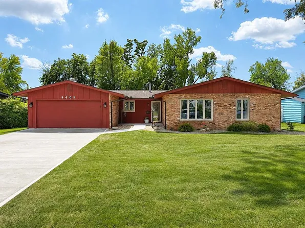 4405 Pepperwood Hl SE, Cedar Rapids, IA 52403