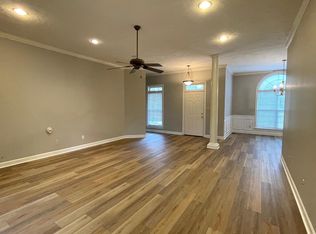70 Baymeadows Dr, Jackson, TN 38305