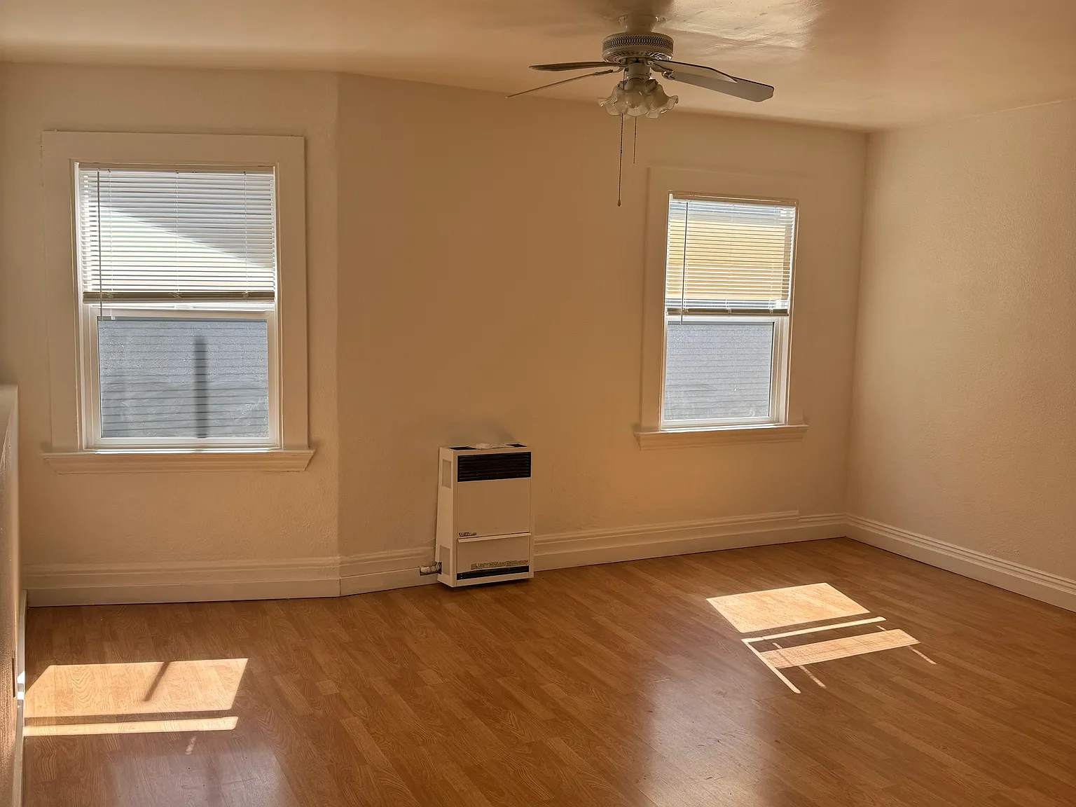 1 bed, 800 sqft, $1,790 — Photo 2
