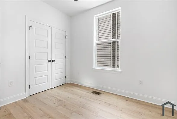 3015 Burdette St — Photo 2