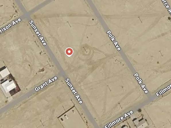 2052 Sunset Ave, Thermal, CA 92274