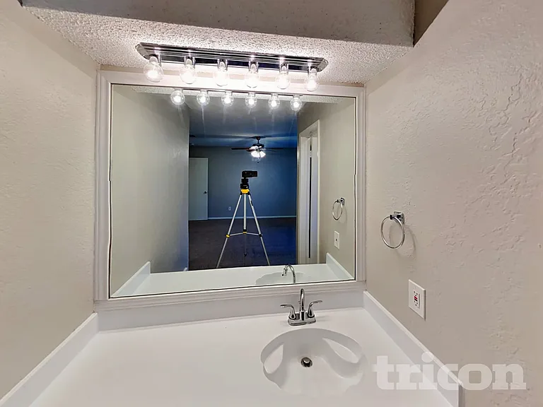 3029 Meadowmoor St — Photo 8