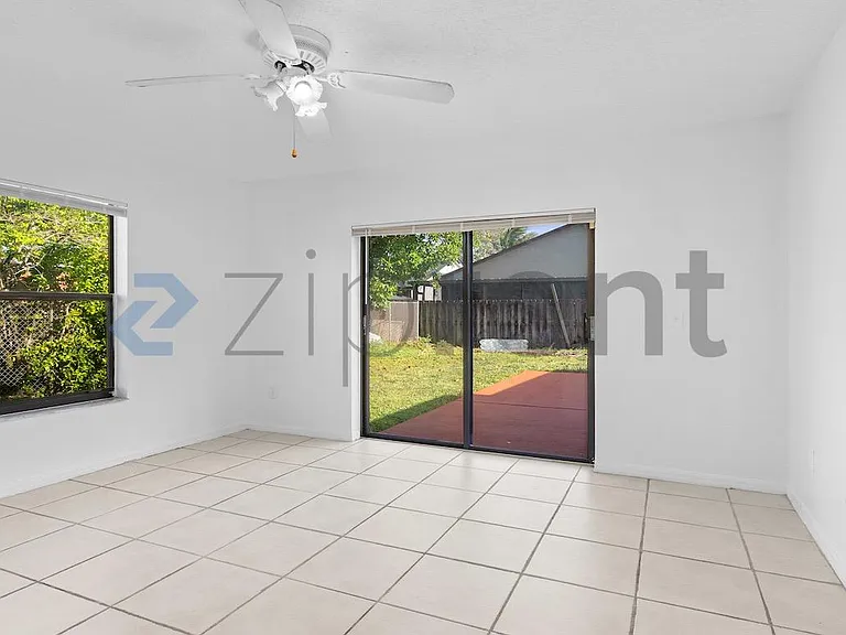16110 SW 300th St — Photo 15
