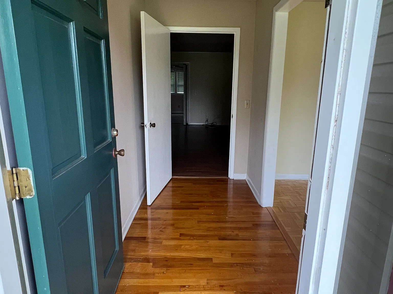 3 bed, 2080 sqft, $1,650 — Photo 3
