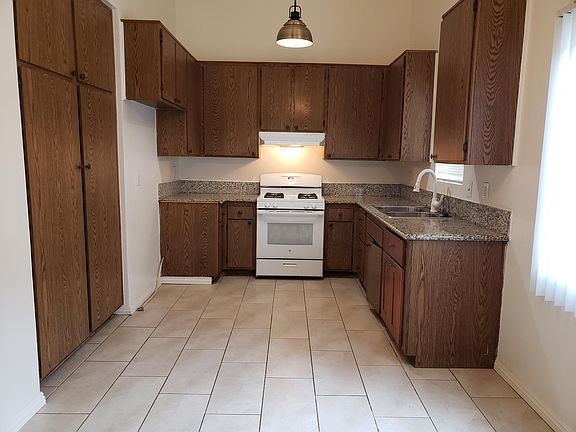 4th image of 9825 Laurel Canyon Blvd