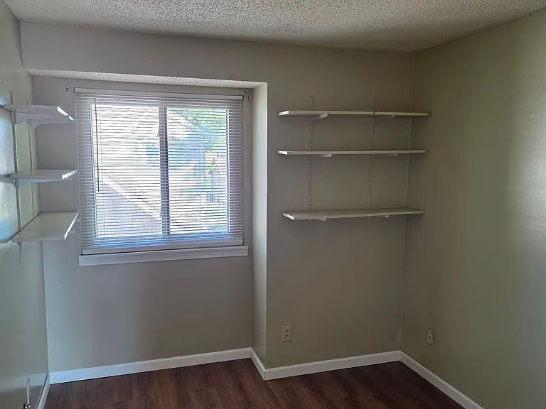 1611 Lyndhurst Dr #F — Photo 13