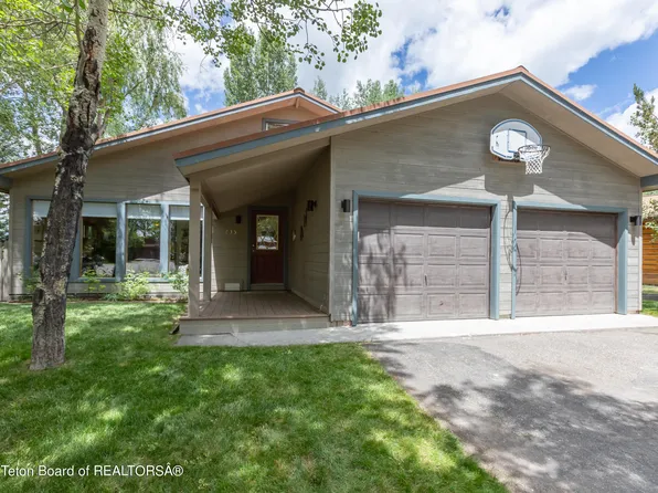 1235 W Angus Dr, Jackson, WY 83001