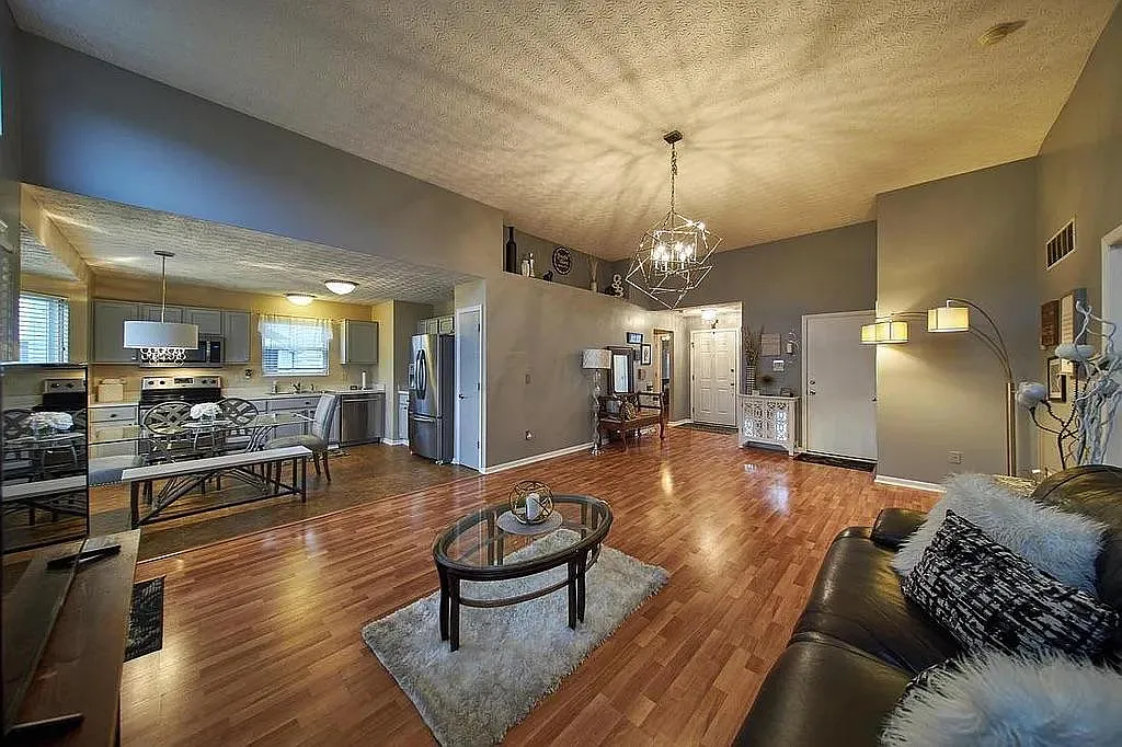 Building Photo - 4132 Guston Pl