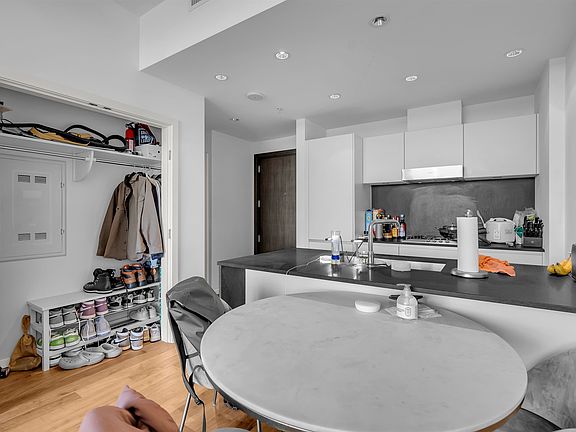 4th image of 8488 Cornish St #808