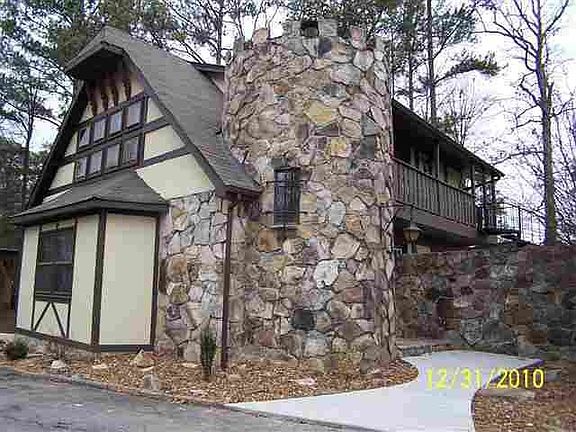2nd image of 1350 Davis Dr NW