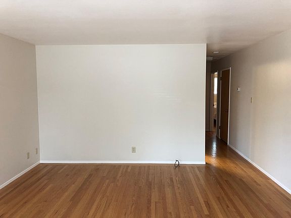 5th image of 1361 Junipero Ave