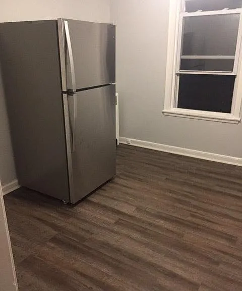 9421 Burlington Ave #2S — Photo 4