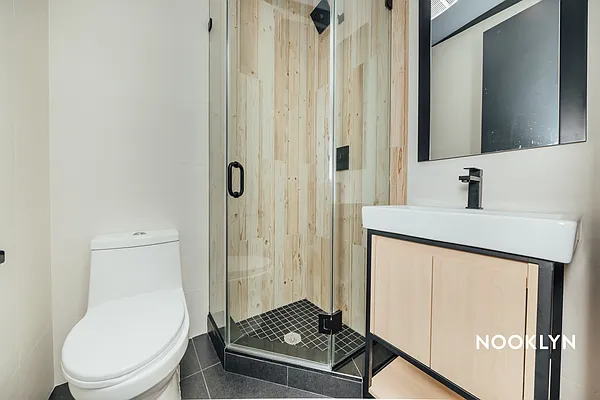 Rented by Nooklyn NYC LLC | media 51