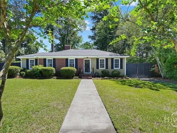 1217 Derenne Drive, Savannah, GA 31406