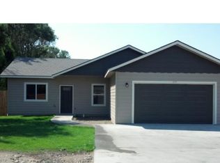 881 SW 14th Pl, Hermiston, OR 97838