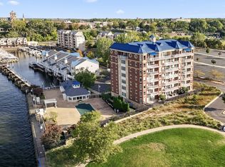 200 Lake St UNIT 3C, Saint Joseph, MI 49085