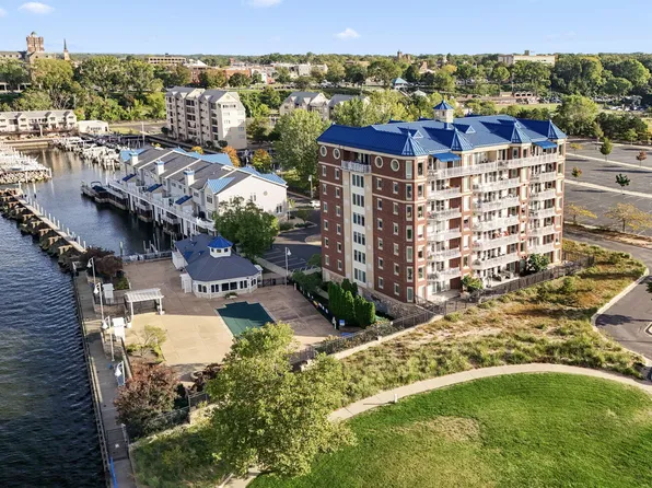 200 Lake St Unit 3C, Saint Joseph, MI 49085