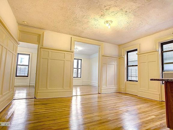 3rd image of 160 Claremont Ave APT 5g