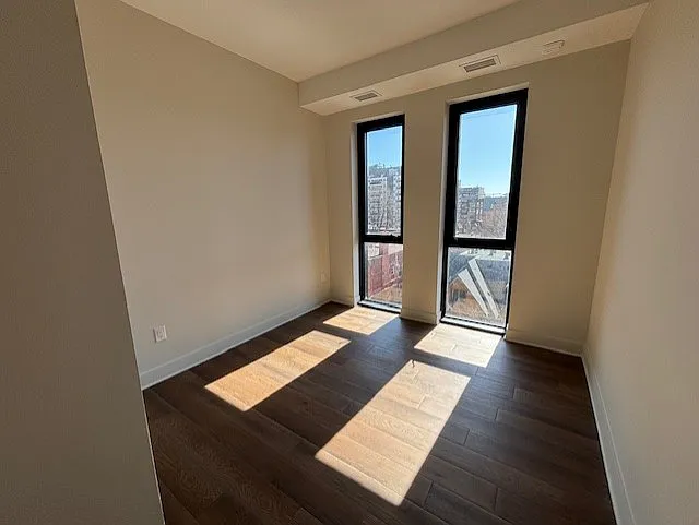 331 Cooper St — Photo 47
