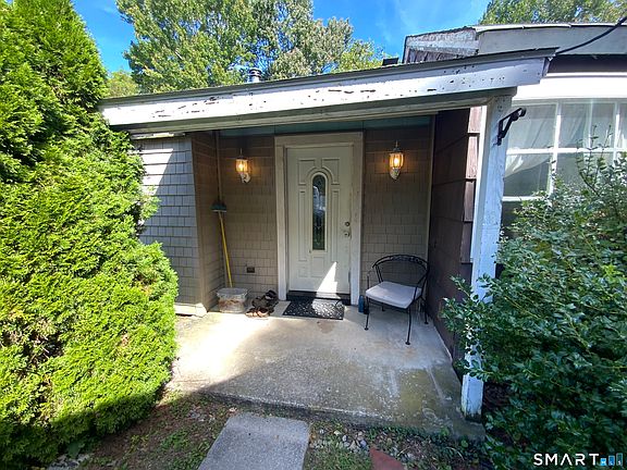 5th image of 32 Depalma Lane
