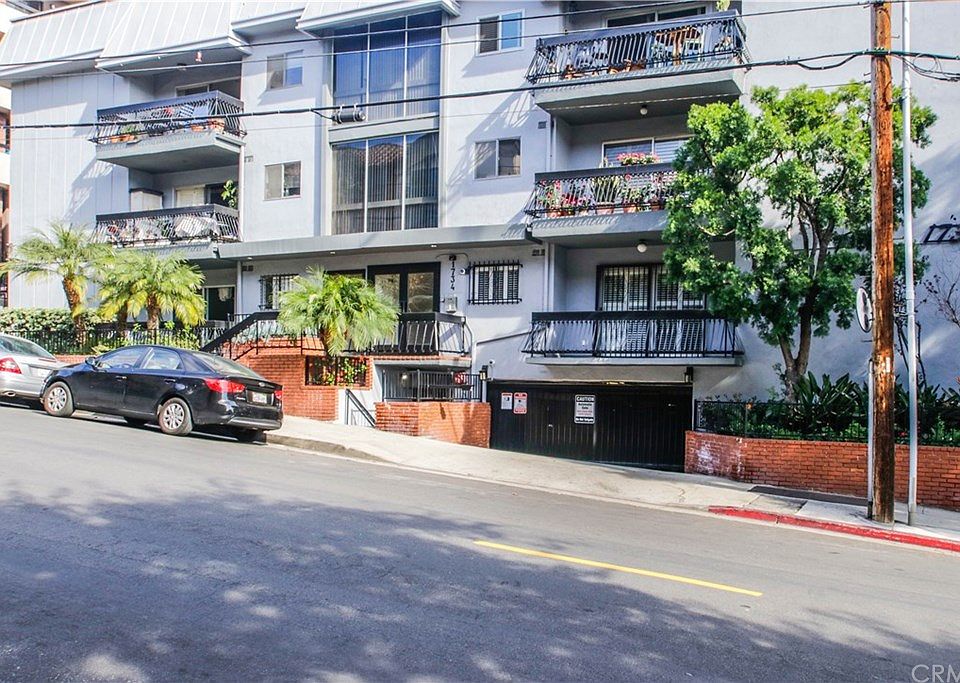 1st image of 1734 N Fuller Ave APT 106