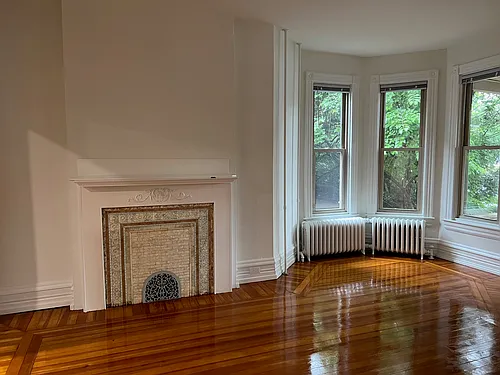 1026 Penn Ave #1 Photo 1