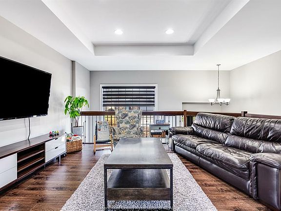 2nd image of 88 Golfview Dr