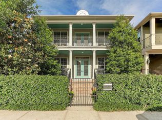 820 Nicholson St, Houston, TX 77007